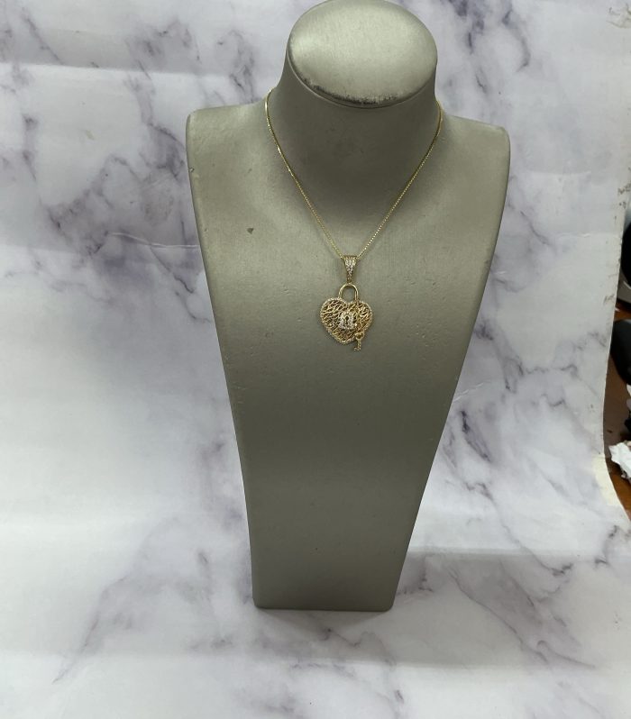 Women necklace 14kt gold